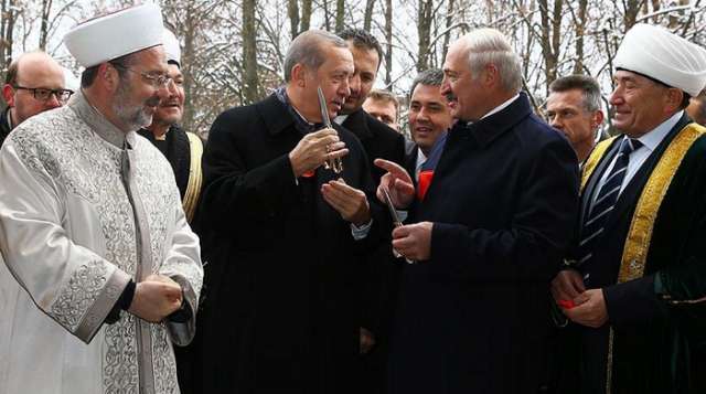 Weißrussland: Erdogan und Lukaschenko eröffnen Großmoschee in Minsk